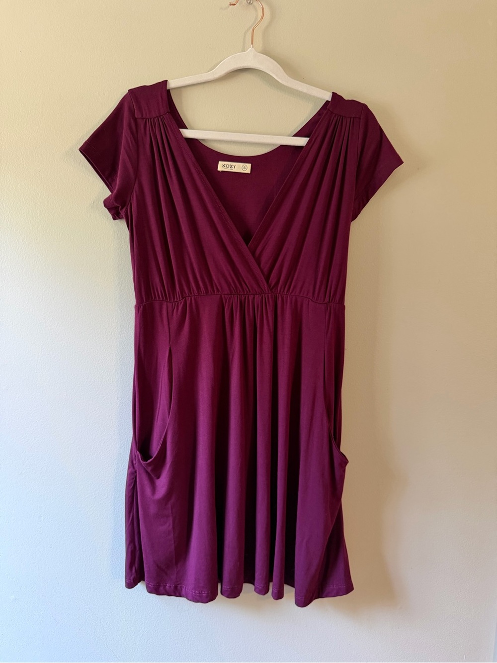 Sozy- Deep Plum V-Neck Short Sleeve mini Dress with Pockets